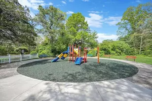 8 Birchwood Rd, Medford, NY 11763 - Photo 39