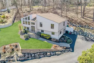 9 Summer Court, Nanuet, NY 10954 - Photo 3