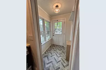 24 Arnold Avenue, West Babylon, NY 11704 - Photo 7