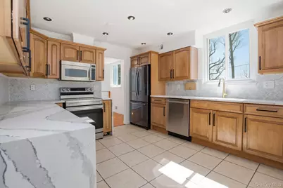 1418 Fox Glen Drive, Hartsdale, NY 10530 - Photo 3