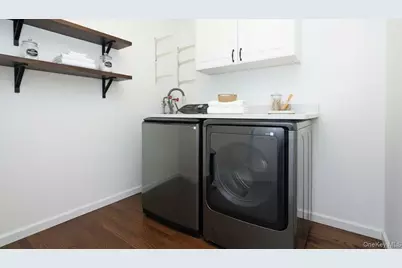 1418 Fox Glen Drive, Hartsdale, NY 10530 - Photo 19