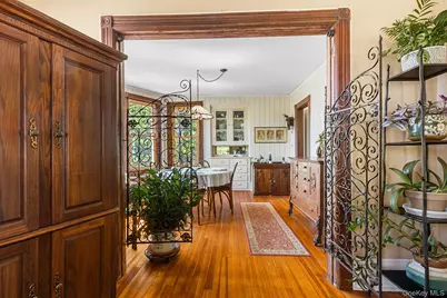 17 Upland Avenue, White Plains, NY 10604 - Photo 11