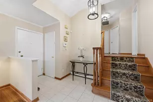 6 Viola Dr, Glen Cove, NY 11542 - Photo 5