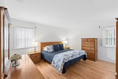 6 Viola Drive, Glen Cove, NY 11542 - Photo 19