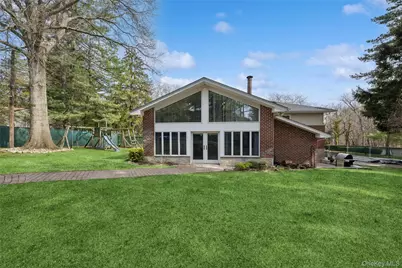 6 Viola Drive, Glen Cove, NY 11542 - Photo 29