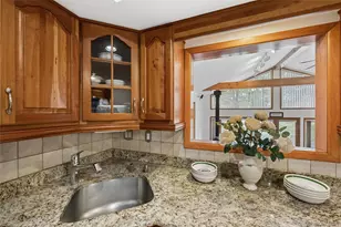 6 Viola Dr, Glen Cove, NY 11542 - Photo 27