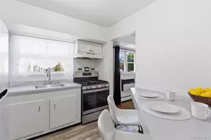 85 Tamarack St, East Northport, NY 11731 - Photo 11