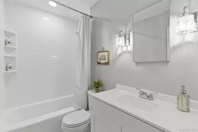 85 Tamarack Street, East Northport, NY 11731 - Photo 15