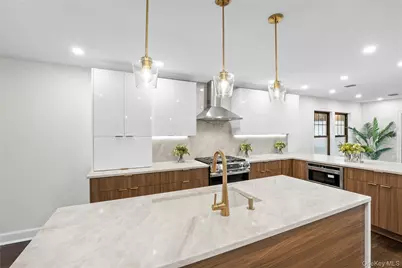 3050 Judith Drive, Bellmore, NY 11710 - Photo 9