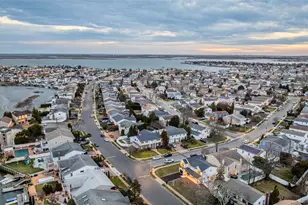 3050 Judith Dr, Bellmore, NY 11710 - Photo 41