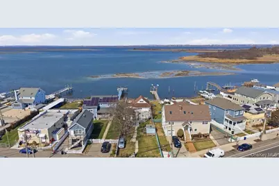 631 Cross Bay Boulevard, Broad Channel, NY 11693 - Photo 17