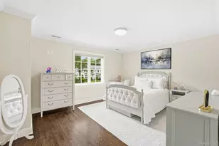 11 Mayflower Rd, Scarsdale, NY 10583 - Photo 25