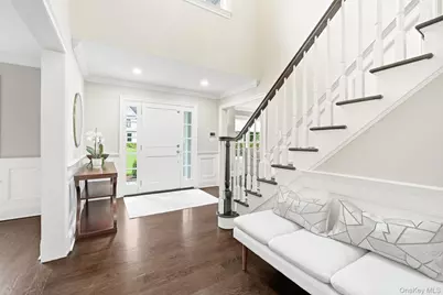 11 Mayflower Road, Scarsdale, NY 10583 - Photo 3
