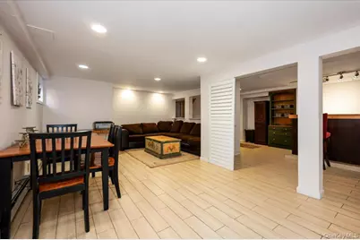 307 W Penn Street, Long Beach, NY 11561 - Photo 33