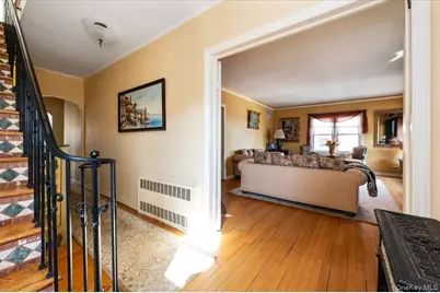 307 W Penn Street, Long Beach, NY 11561 - Photo 7
