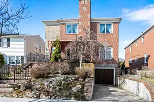 307 W Penn St, Long Beach, NY 11561 - Photo 3