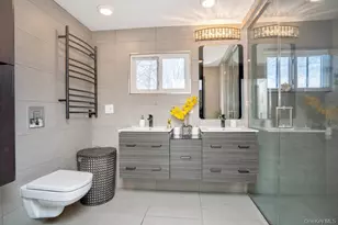 11 Karen St, West Babylon, NY 11704 - Photo 17