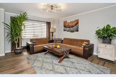 11 Karen Street, West Babylon, NY 11704 - Photo 3