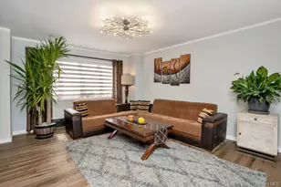 11 Karen St, West Babylon, NY 11704 - Photo 3