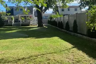 11 Karen St, West Babylon, NY 11704 - Photo 15