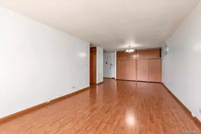 15038 Union Turnpike #2H, Flushing, NY 11367 - Photo 5