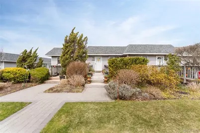 1603 Bluffs Drive N, Calverton, NY 11933 - Photo 35