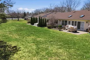 68 Knolls Dr, Stony Brook, NY 11790 - Photo 15