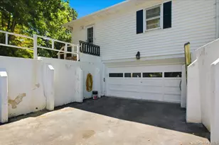 1 Beaufort St, White Plains, NY 10607 - Photo 25