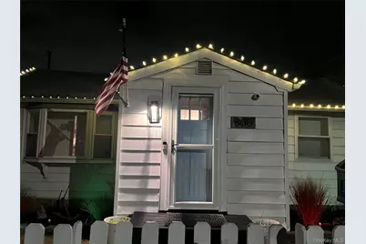 800 S 6th Street, Lindenhurst, NY 11757 - Photo 1