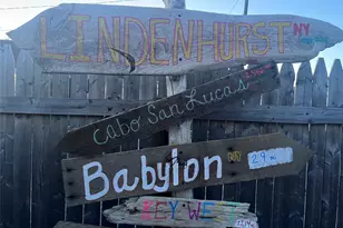 800 S 6th St, Lindenhurst, NY 11757 - Photo 19