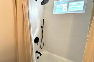 800 S 6th St, Lindenhurst, NY 11757 - Photo 13