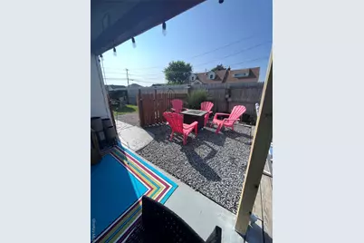 800 S 6th Street, Lindenhurst, NY 11757 - Photo 21