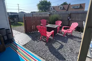 800 S 6th St, Lindenhurst, NY 11757 - Photo 21