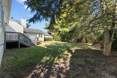 122 Palmyra Avenue, Woodmere, NY 11598 - Photo 43