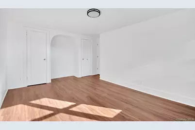 8833 Francis Lewis Boulevard, Queens Village, NY 11427 - Photo 17