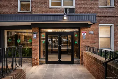 6815 Selfridge Street #6D, Forest Hills, NY 11375 - Photo 5