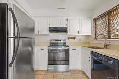 132 Stone Meadow, South Salem, NY 10590 - Photo 7