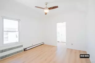 154 Beaumont St, Brooklyn, NY 11235 - Photo 15