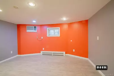 154 Beaumont Street, Brooklyn, NY 11235 - Photo 31