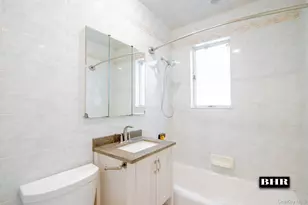 154 Beaumont St, Brooklyn, NY 11235 - Photo 7