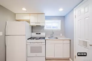 154 Beaumont St, Brooklyn, NY 11235 - Photo 25