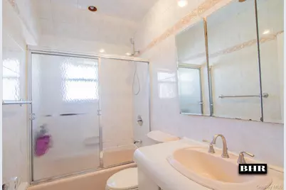 154 Beaumont Street, Brooklyn, NY 11235 - Photo 13