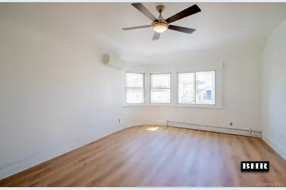 154 Beaumont Street, Brooklyn, NY 11235 - Photo 9