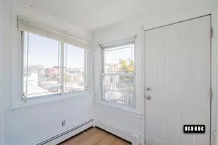 154 Beaumont St, Brooklyn, NY 11235 - Photo 17