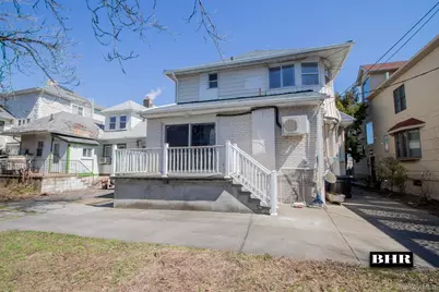 154 Beaumont Street, Brooklyn, NY 11235 - Photo 35