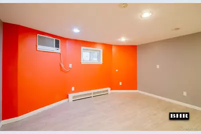 154 Beaumont Street, Brooklyn, NY 11235 - Photo 29