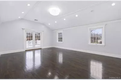 171 Oakfield Avenue, Dix Hills, NY 11746 - Photo 11