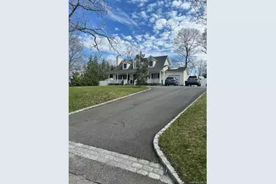 48 N Columbine Avenue, Hampton Bays, NY 11946 - Photo 1