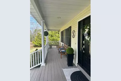 48 N Columbine Avenue, Hampton Bays, NY 11946 - Photo 23