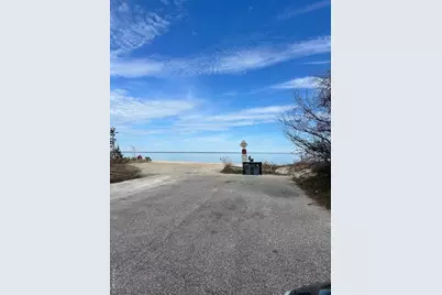 48 N Columbine Avenue, Hampton Bays, NY 11946 - Photo 21